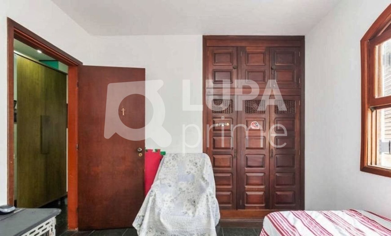 casa-terrea-venda-sao-paulo-tremembe-3dormitorios-1suite-6vagas-220m2-LM22393