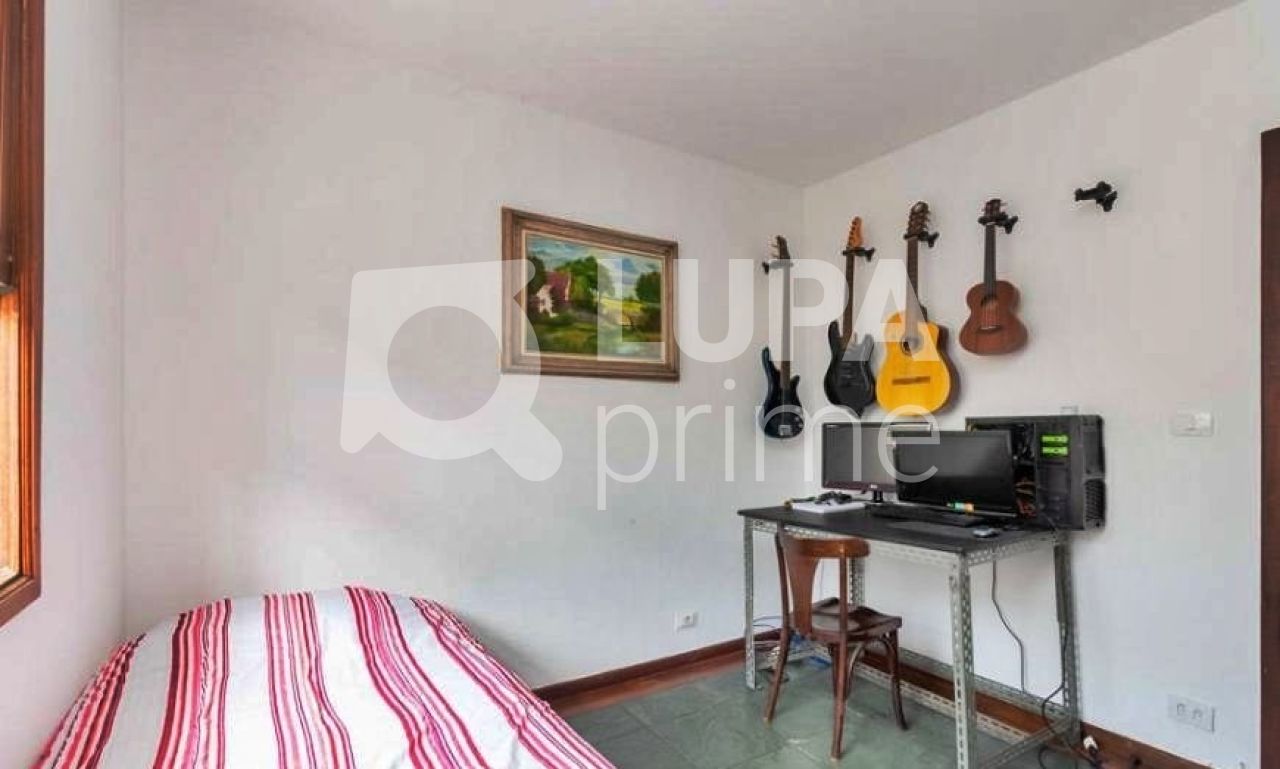 casa-terrea-venda-sao-paulo-tremembe-3dormitorios-1suite-6vagas-220m2-LM22393