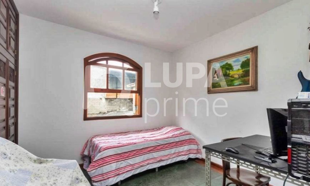 casa-terrea-venda-sao-paulo-tremembe-3dormitorios-1suite-6vagas-220m2-LM22393