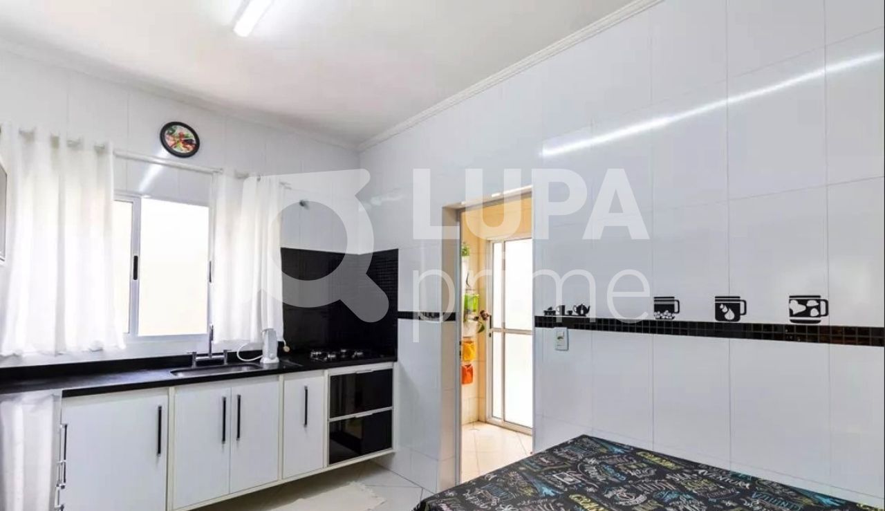 sobrado-venda-sao-paulo-vila-constanca-3dormitorios-1suite-3vagas-342m2-LM22404