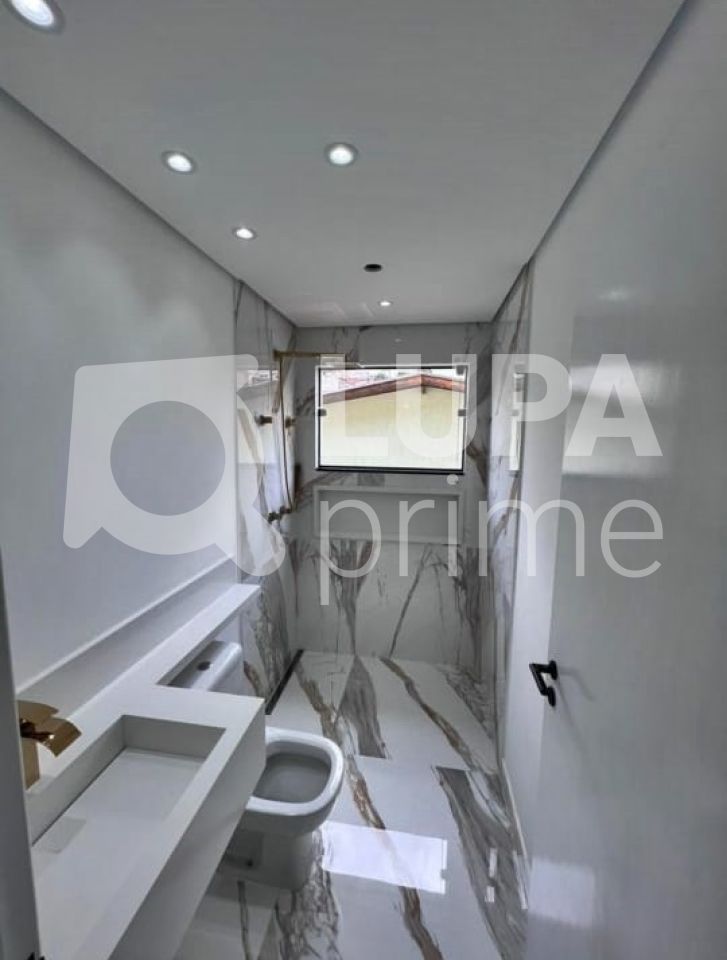 sobrado-venda-guarulhos-vila-rosalia-3dormitorios-3suites-6vagas-550m2-LM22623