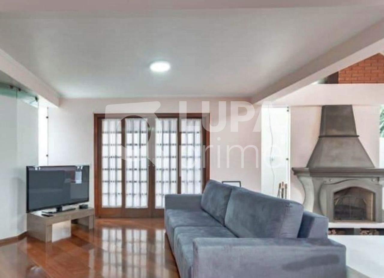 Casa à venda com 3 quartos, 312m² - Foto 3