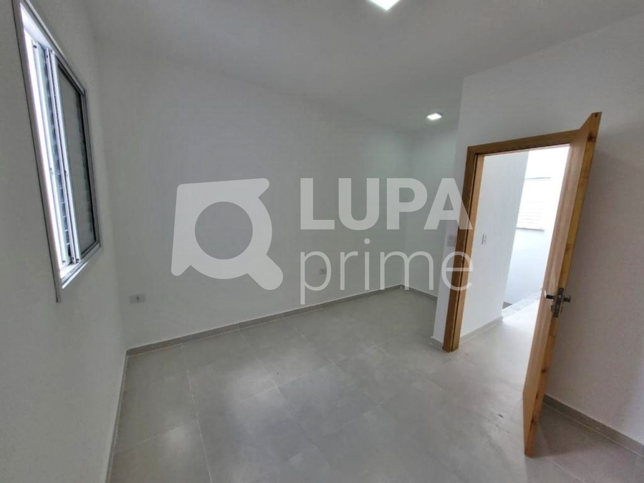 sobrado-venda-sao-paulo-vila-santa-clara-3dormitorios-3suites-2vagas-140m2-LM22650