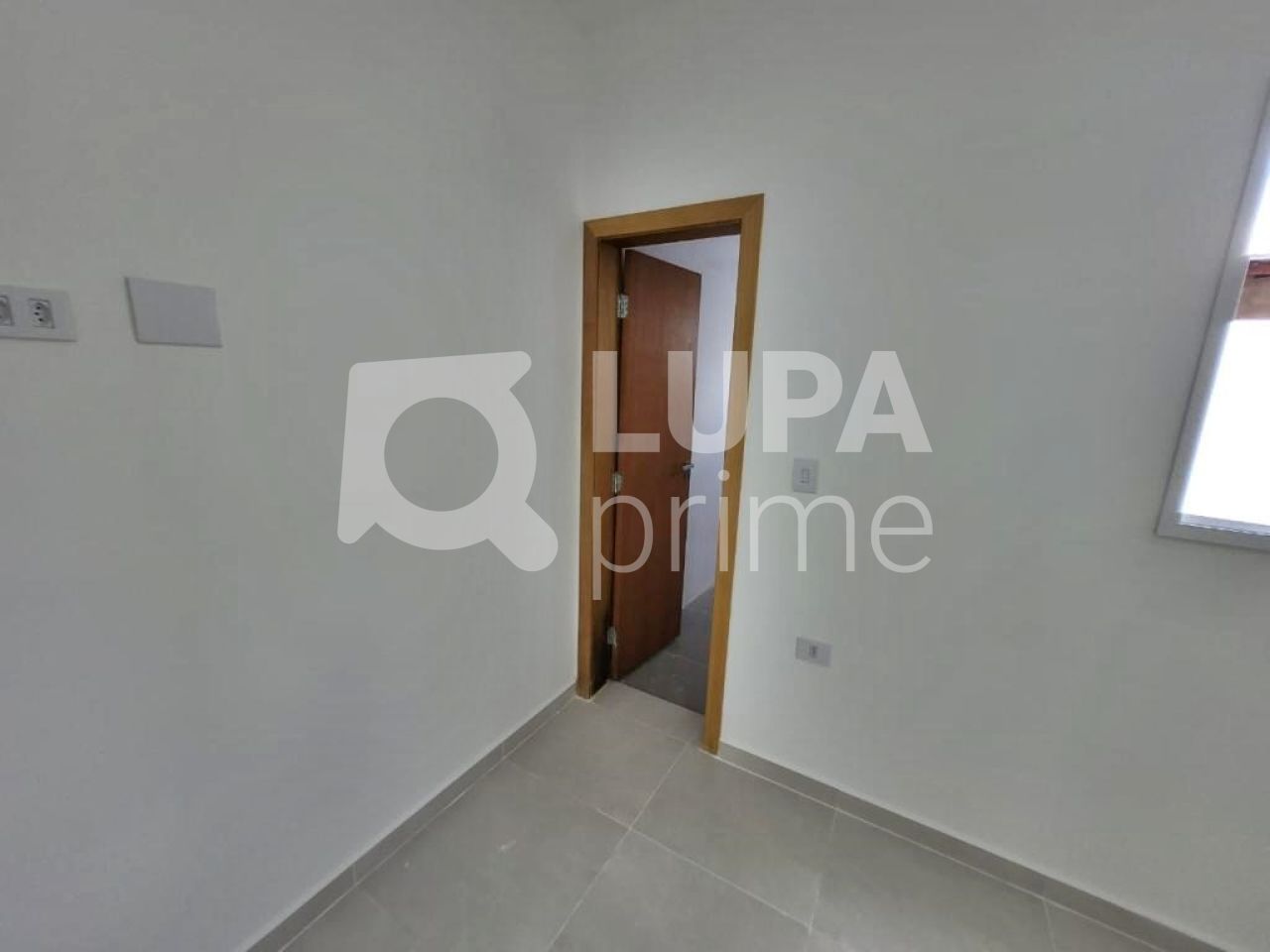 sobrado-venda-sao-paulo-vila-santa-clara-3dormitorios-3suites-2vagas-140m2-LM22650