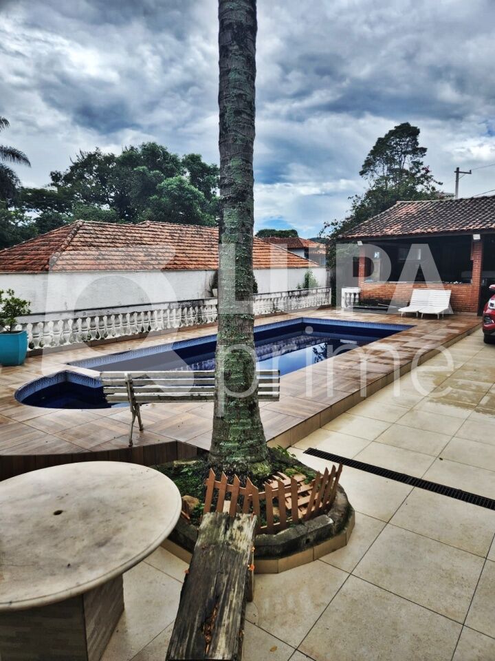 Casa à venda com 4 quartos, 326m² - Foto 22