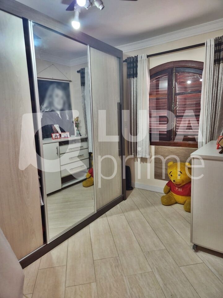 Casa à venda com 4 quartos, 326m² - Foto 6