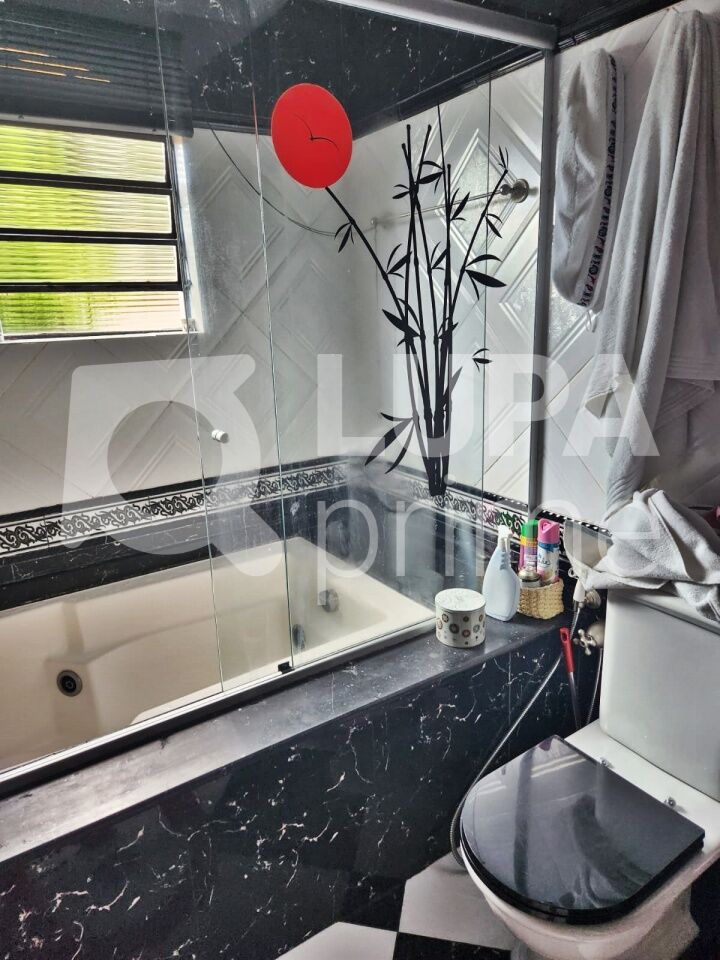 Casa à venda com 4 quartos, 326m² - Foto 14