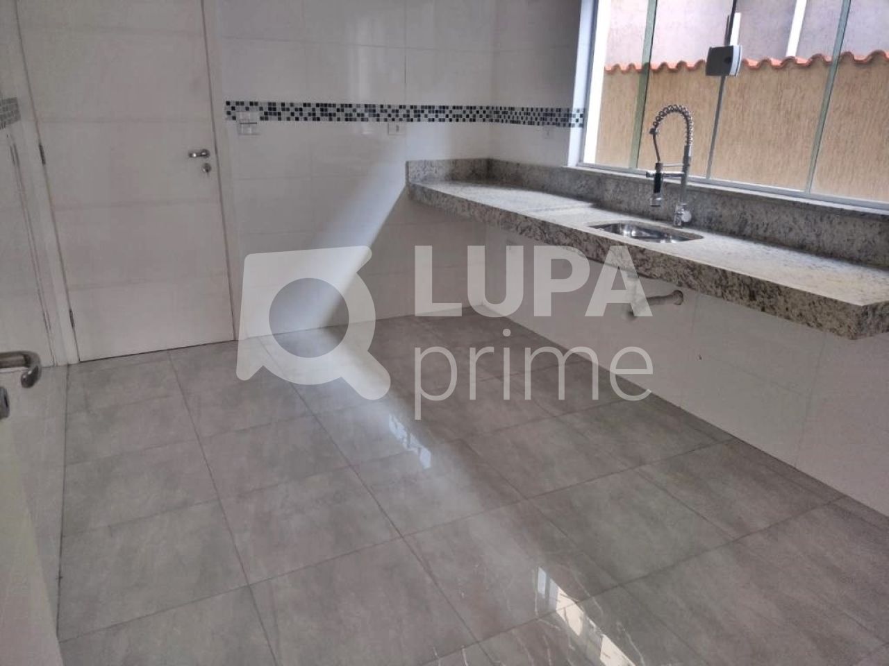 sobrado-venda-sao-paulo-tucuruvi-3dormitorios-3suites-3vagas-130m2-LM22834
