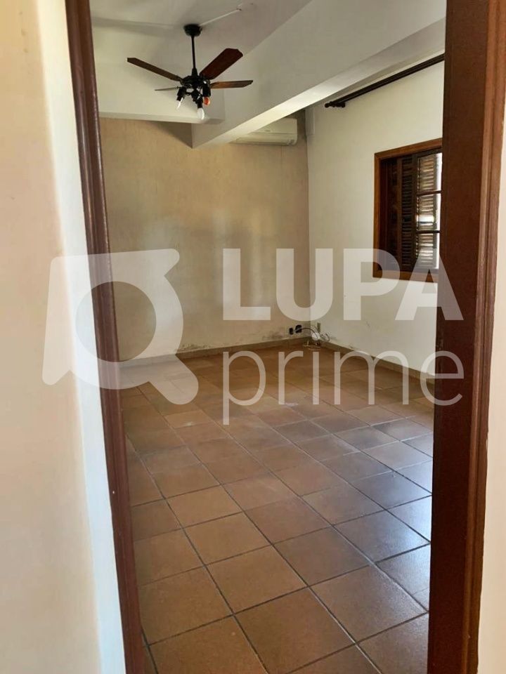 casa-terrea-venda-sao-paulo-tremembe-2dormitorios-4vagas-227m2-LM22987