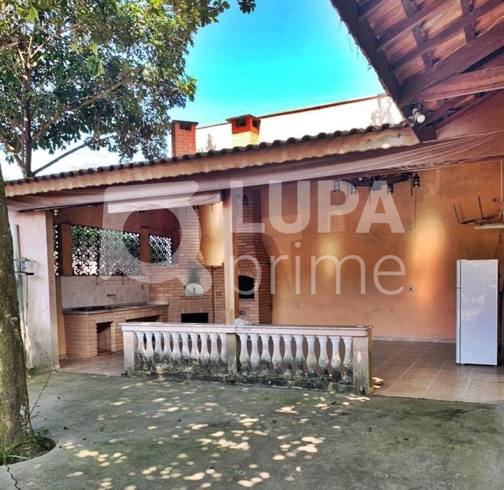 casa-terrea-venda-sao-paulo-tremembe-2dormitorios-4vagas-227m2-LM22987