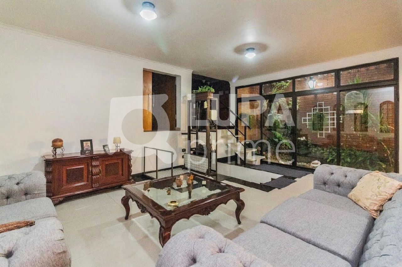 Casa, 5 quartos, 290 m² - Foto 3