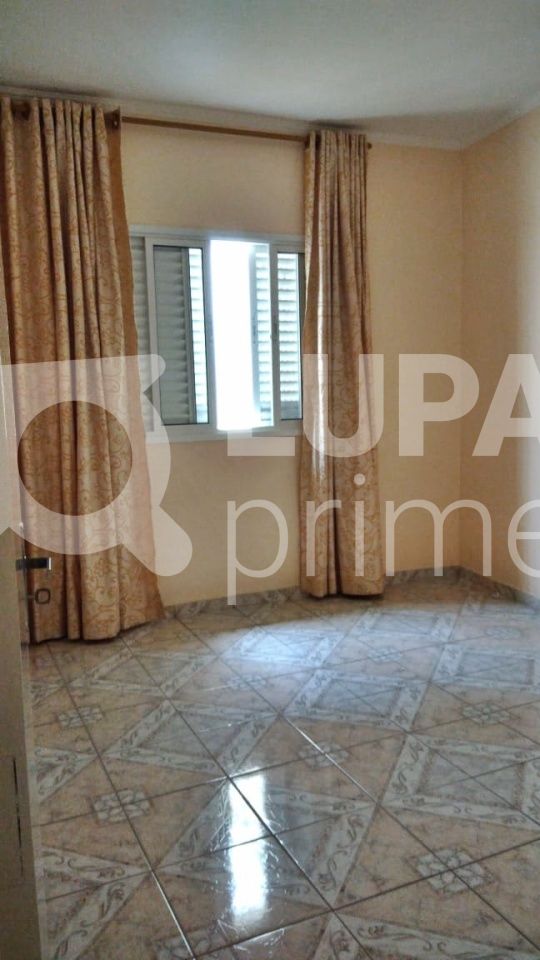 casa-terrea-venda-sao-paulo-penha-de-franca-2dormitorios-3vagas-108m2-LM23143