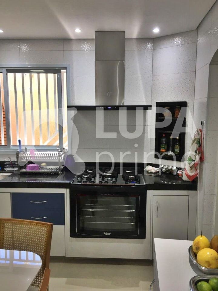 sobrado-venda-sao-paulo-vila-constanca-3dormitorios-1suite-2vagas-140m2-LM23261