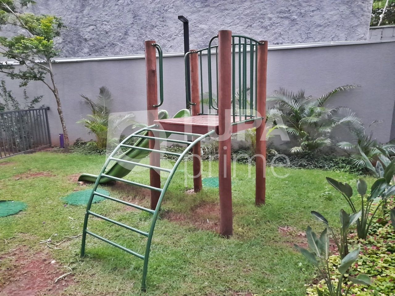 Apartamento à venda com 1 quarto, 28m² - Foto 11