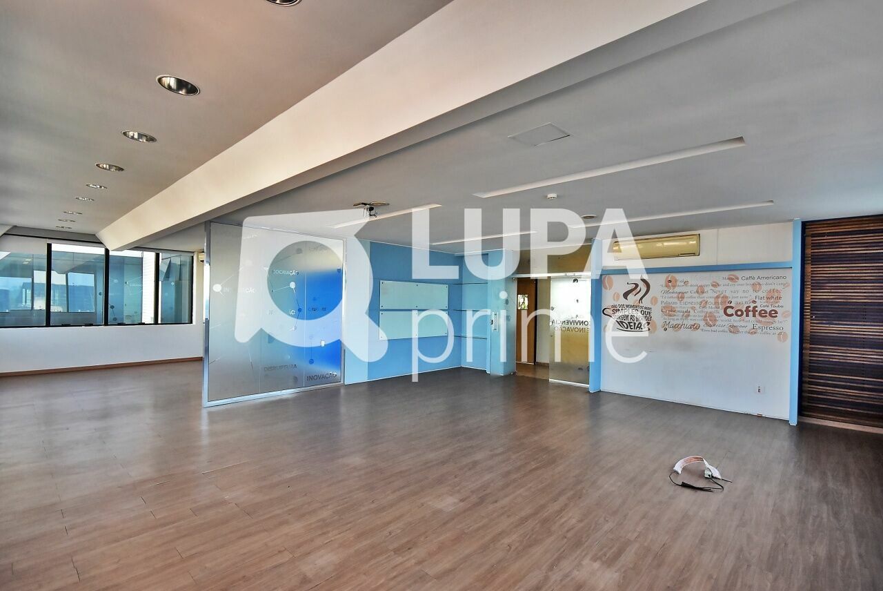 Prédio Inteiro, 4504 m² - Foto 1