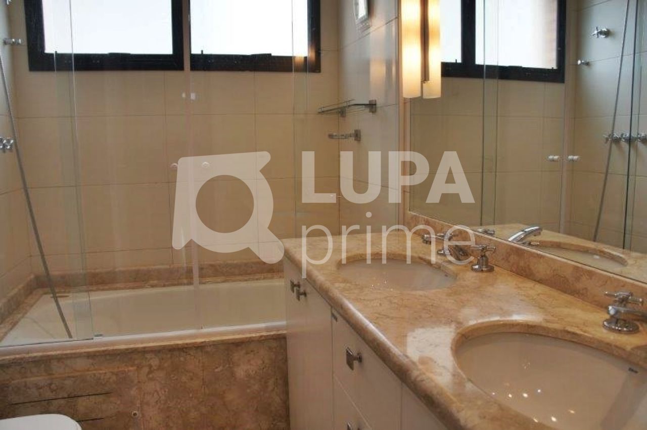 cobertura-venda-sao-paulo-vila-andrade-3dormitorios-3suites-4vagas-184m2-LM23477