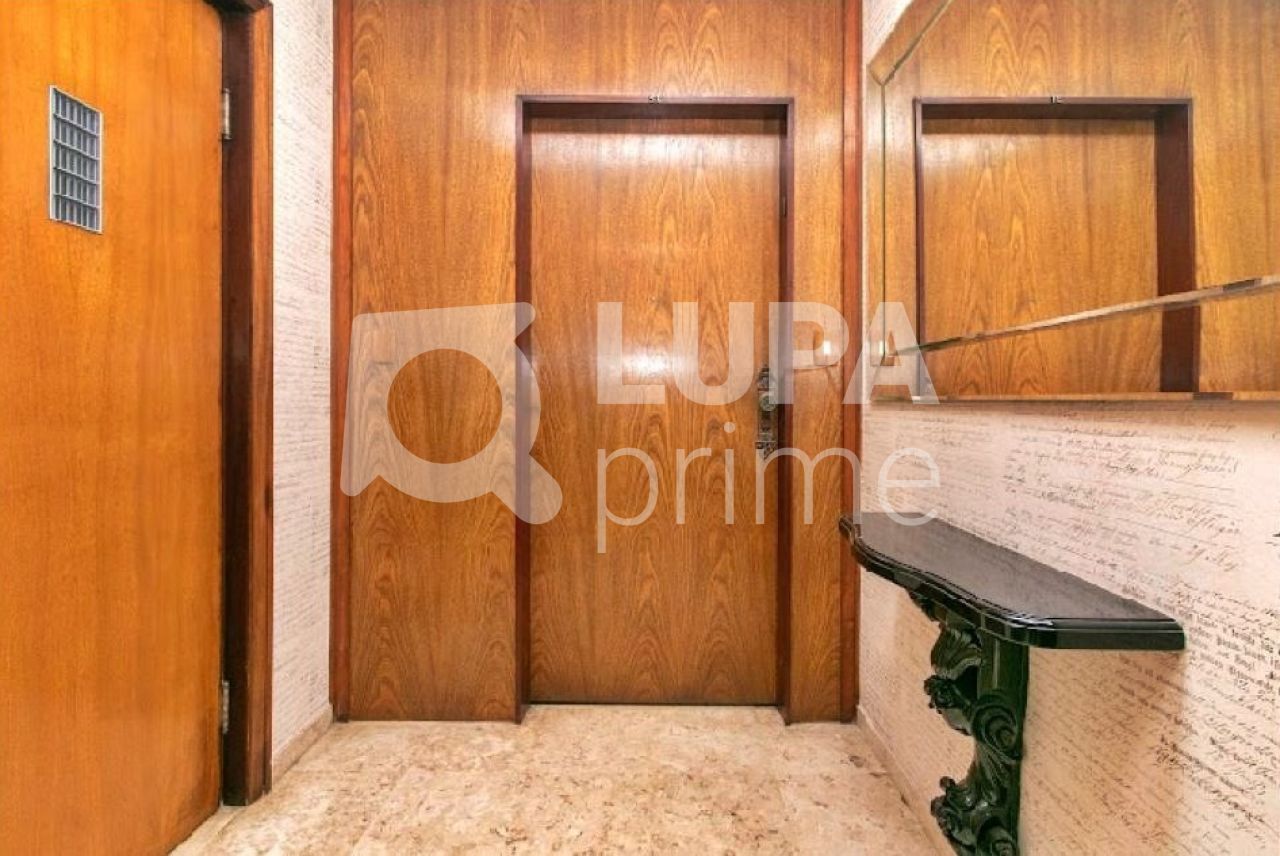 apartamento-venda-sao-paulo-santa-cecilia-2dormitorios-1suite-1vaga-188m2-LM23480