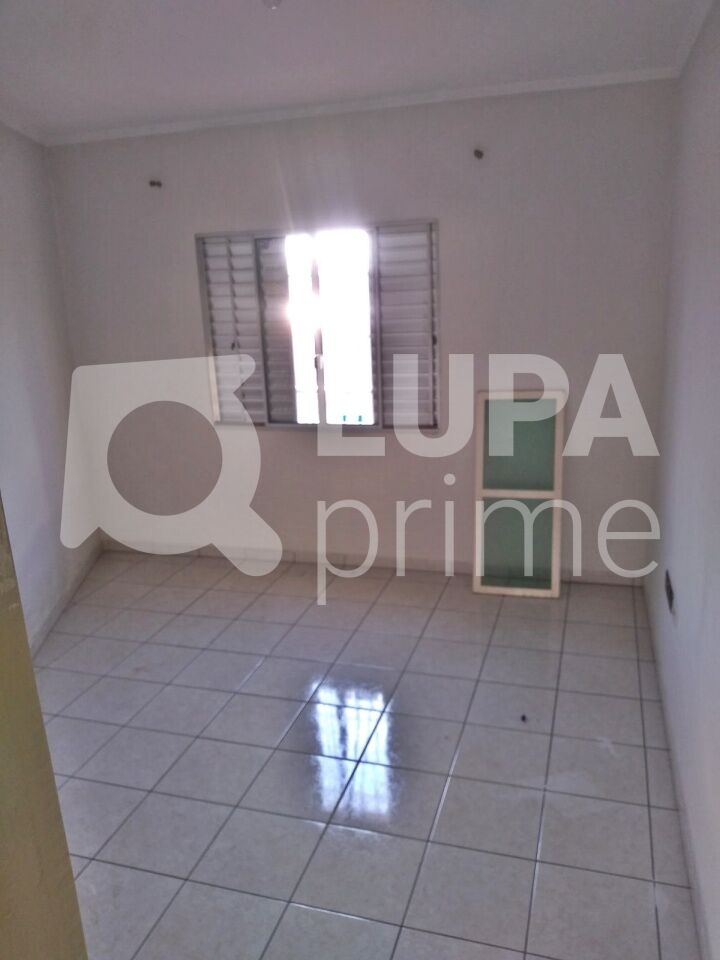 Casa à venda com 4 quartos, 228m² - Foto 6