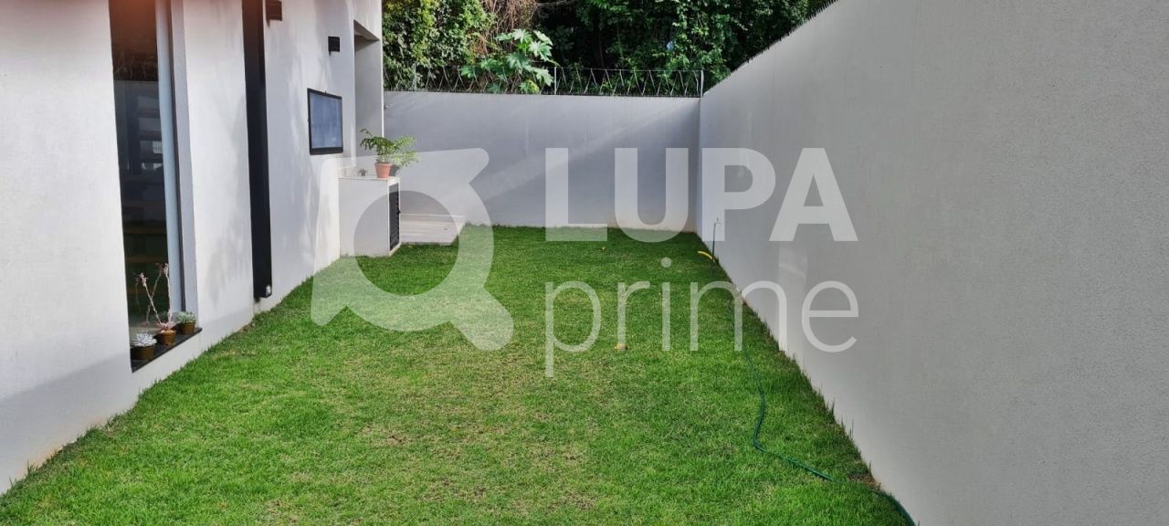 sobrado-venda-atibaia-jardim-maristela-3dormitorios-1suite-3vagas-133m2-LM23523