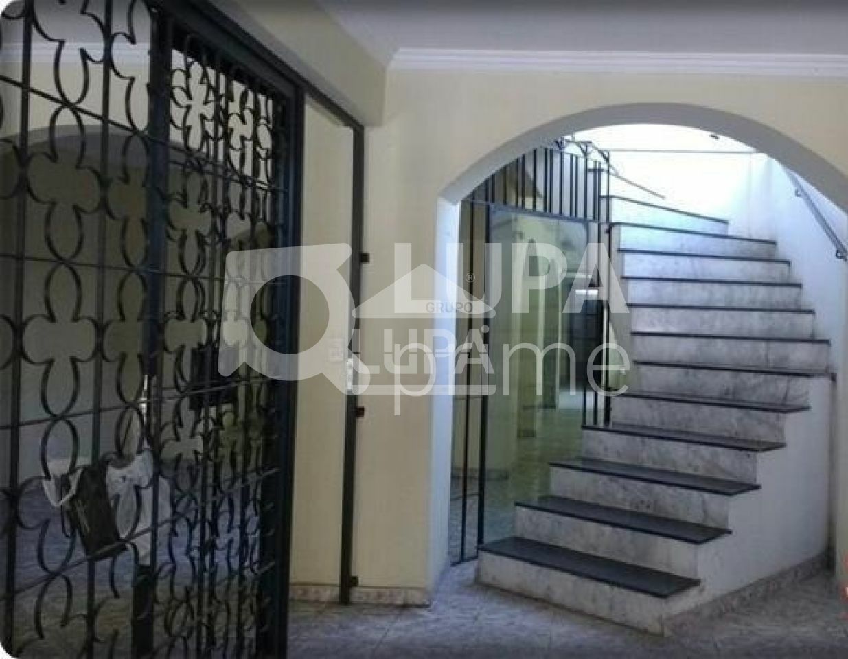 Casa, 6 quartos, 358 m² - Foto 2