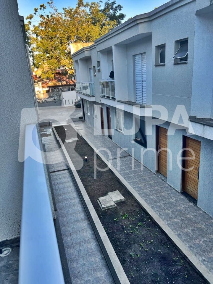 sobrado-venda-sao-paulo-vila-re-2dormitorios-2suites-2vagas-42m2-LM23632