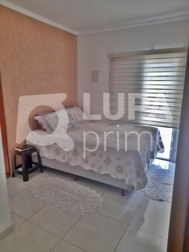 sobrado-venda-sao-paulo-vila-ede-3dormitorios-1suite-2vagas-115m2-LM23653