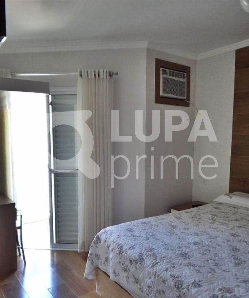 sobrado-venda-sao-paulo-agua-fria-4dormitorios-3suites-6vagas-238m2-LM23729