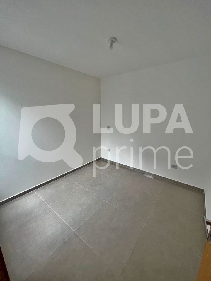 Casa à venda com 2 quartos, 65m² - Foto 9