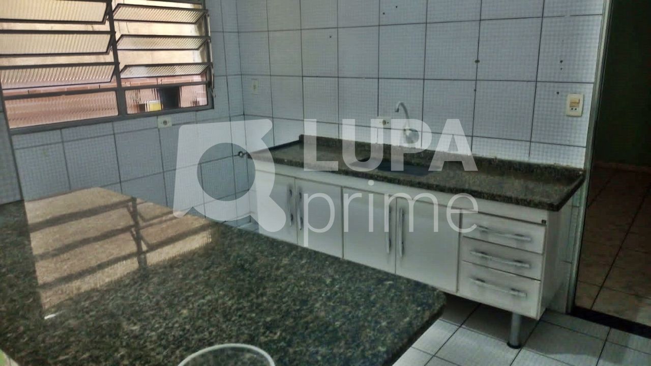 Casa, 3 quartos, 220 m² - Foto 6