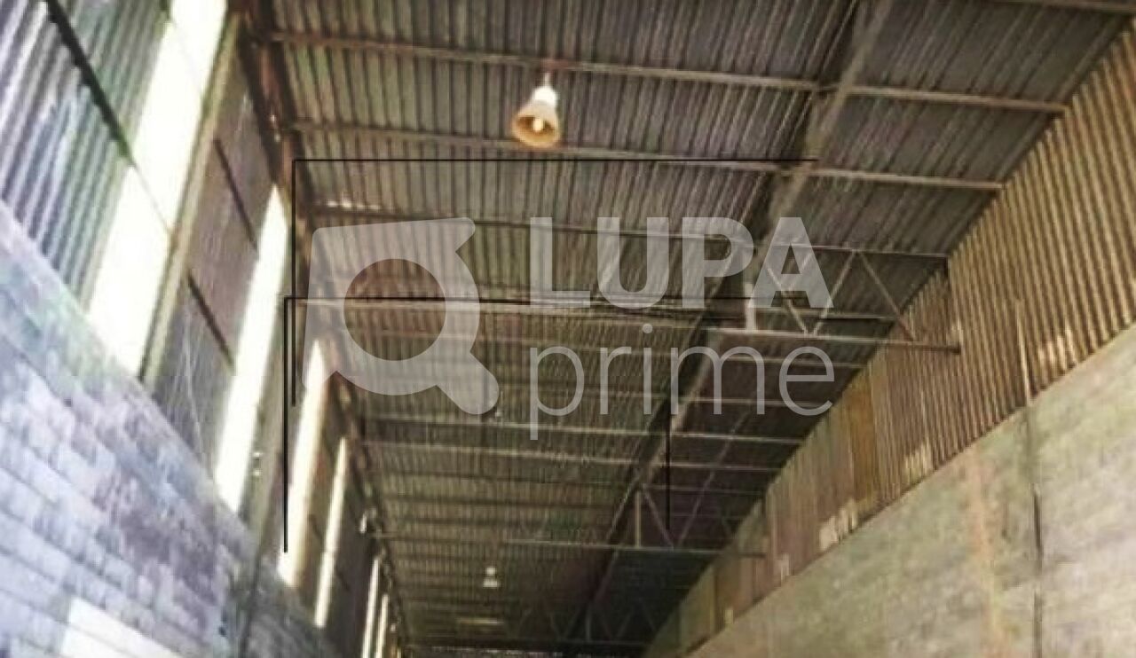 Depósito-Galpão, 1600 m² - Foto 2