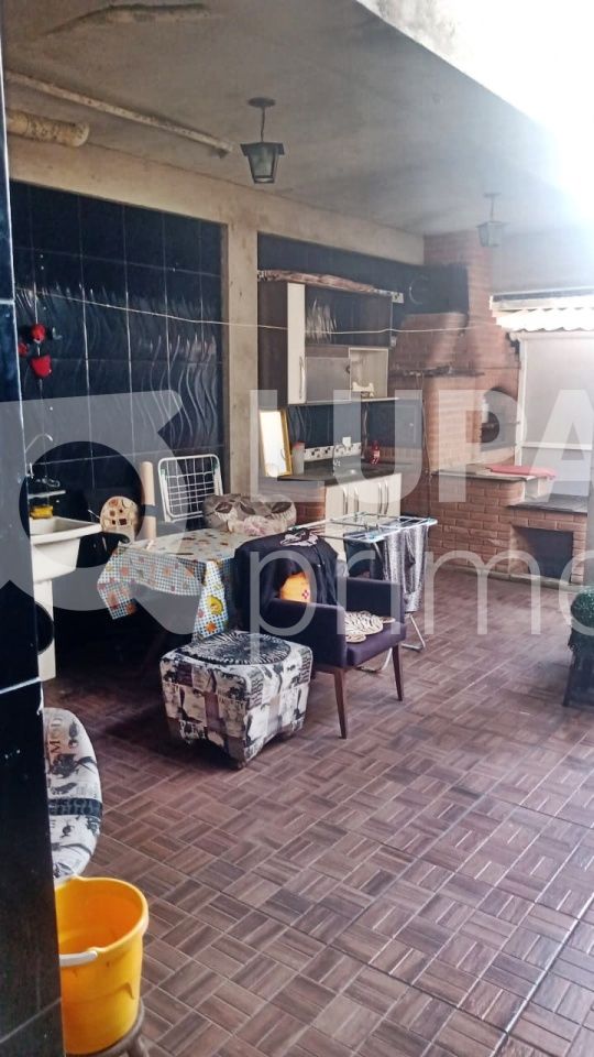 sobrado-venda-sao-paulo-vila-maria-7dormitorios-4suites-2vagas-500m2-LM24001