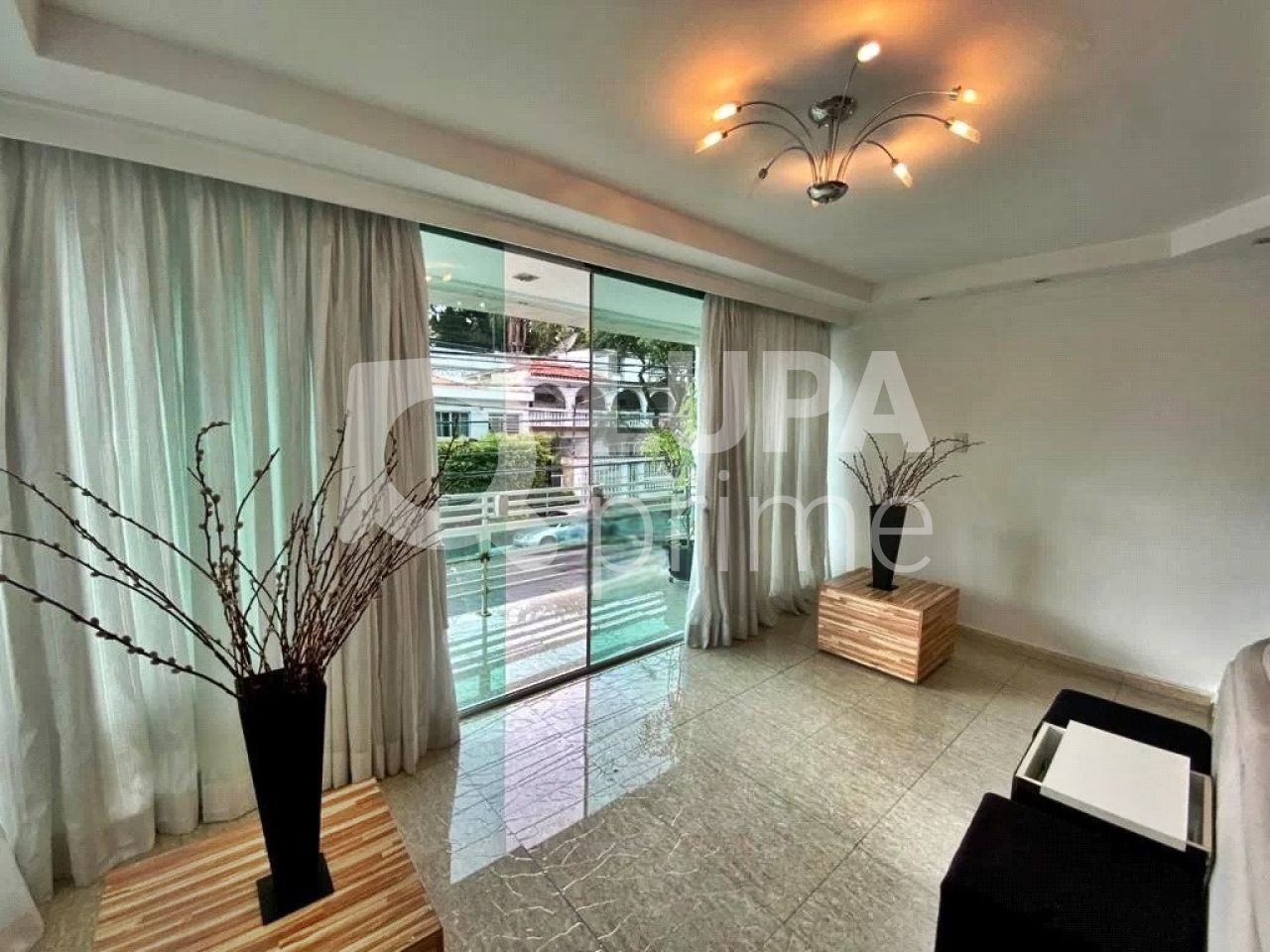 sobrado-venda-sao-paulo-agua-fria-3dormitorios-3suites-4vagas-201m2-LM24112