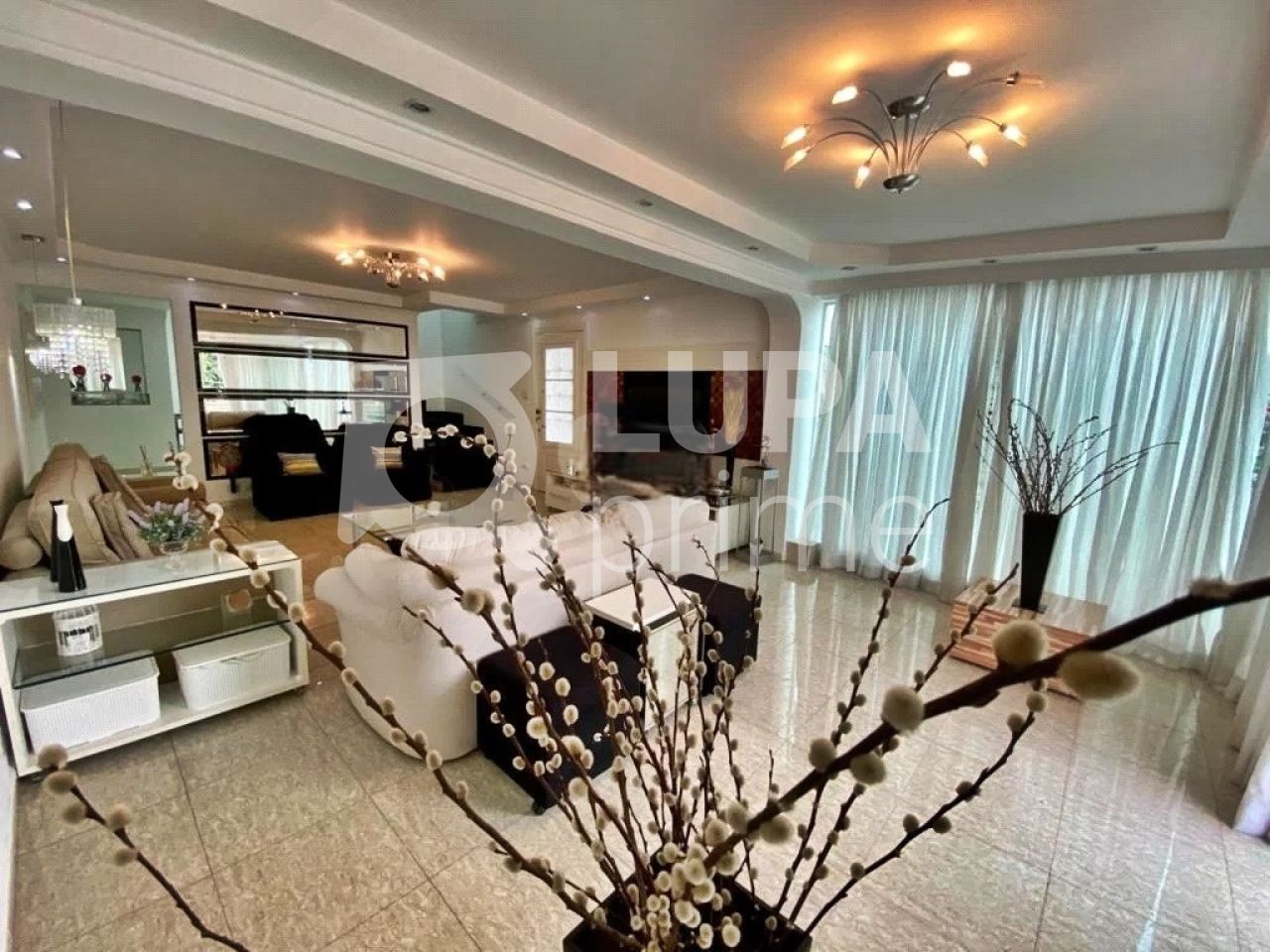 sobrado-venda-sao-paulo-agua-fria-3dormitorios-3suites-4vagas-201m2-LM24112