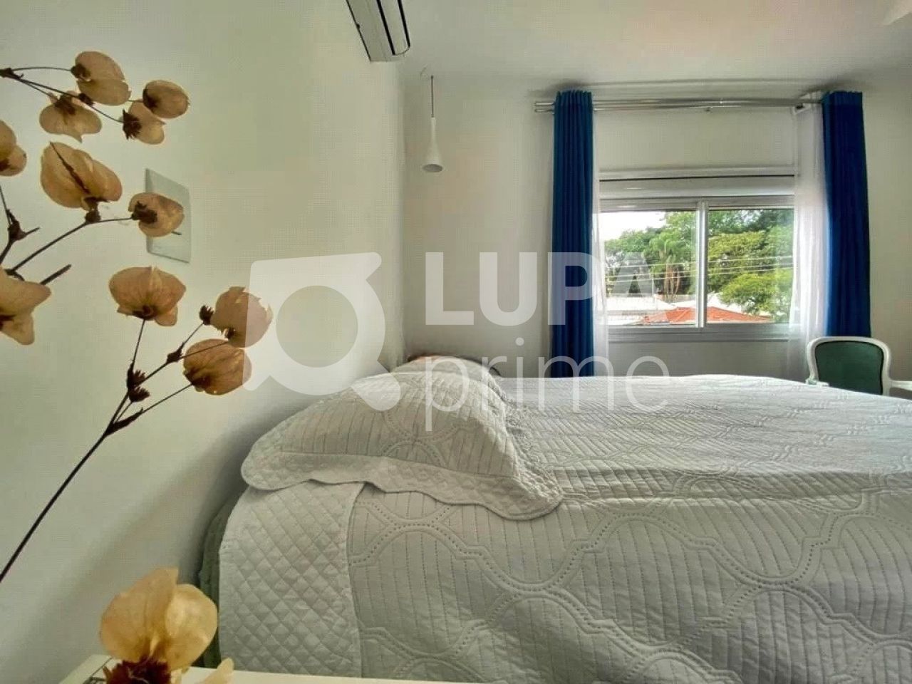 sobrado-venda-sao-paulo-agua-fria-3dormitorios-3suites-4vagas-201m2-LM24112