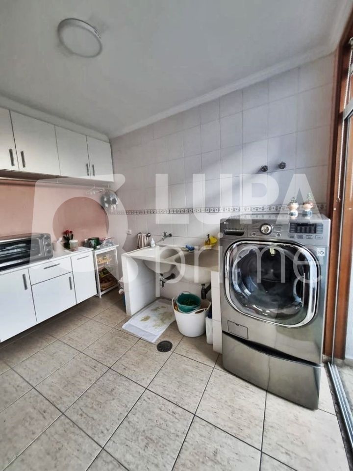 sobrado-venda-sao-paulo-vila-maria-alta-3dormitorios-1suite-6vagas-223m2-LM24128