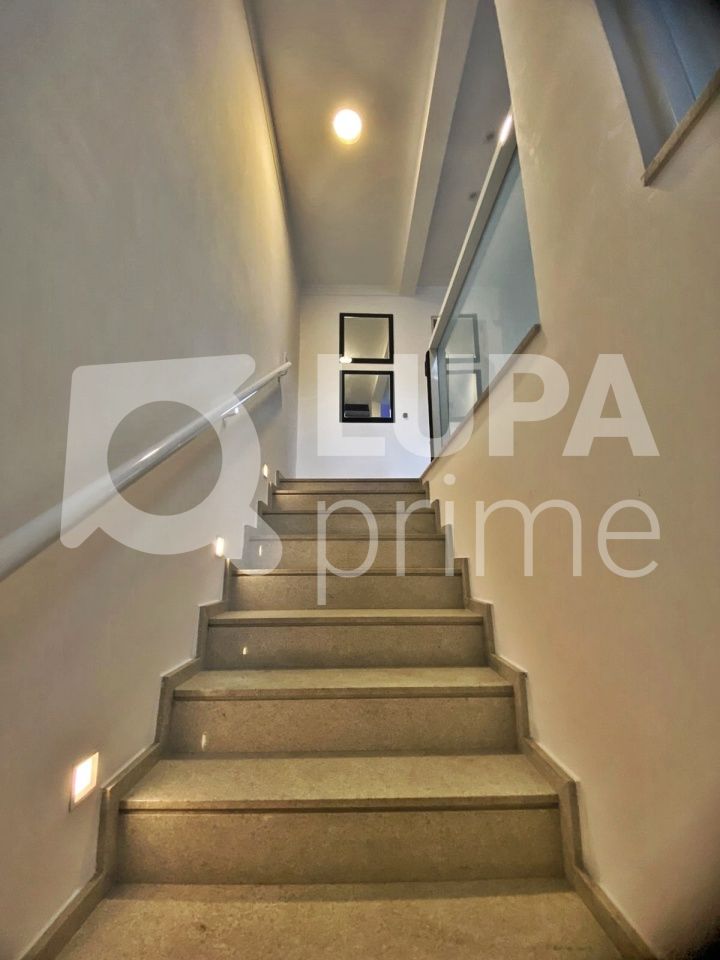 sobrado-venda-sao-paulo-vila-guilherme-2dormitorios-2suites-4vagas-260m2-LM24339