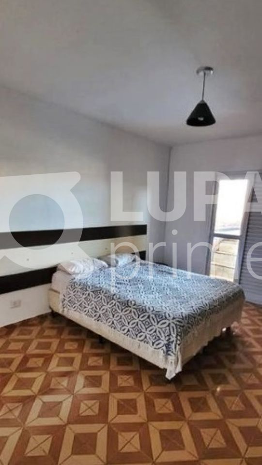 Casa, 3 quartos, 250 m² - Foto 4
