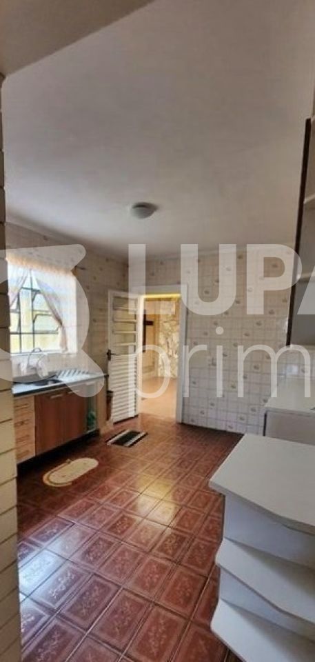 Casa, 3 quartos, 250 m² - Foto 6