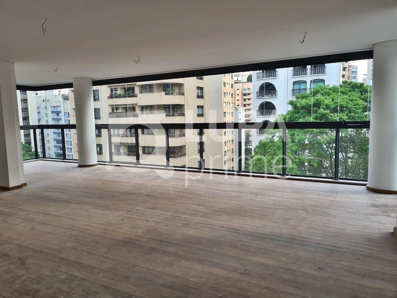apartamento-venda-sao-paulo-jardins-3dormitorios-3suites-4vagas-205m2-LM24423