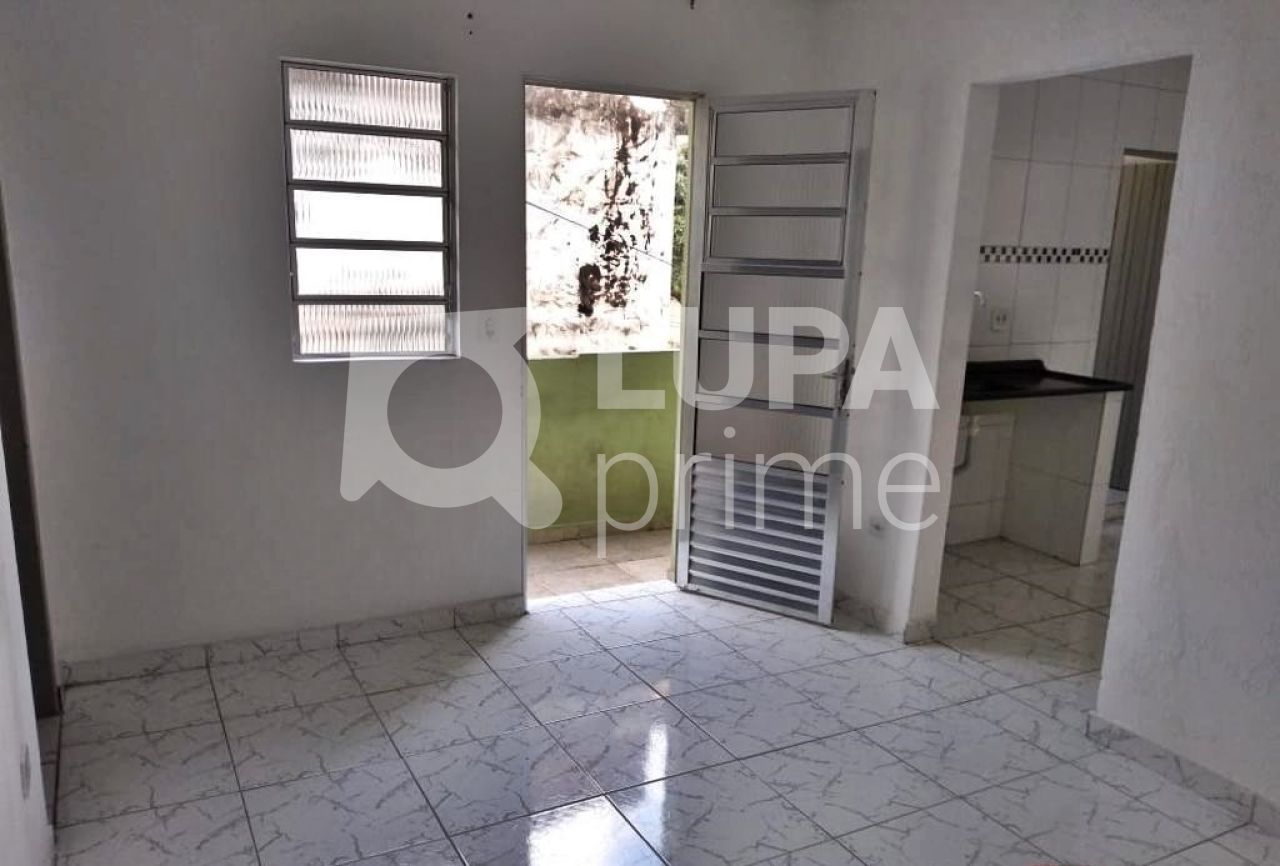 Casa, 10 quartos, 60 m² - Foto 1