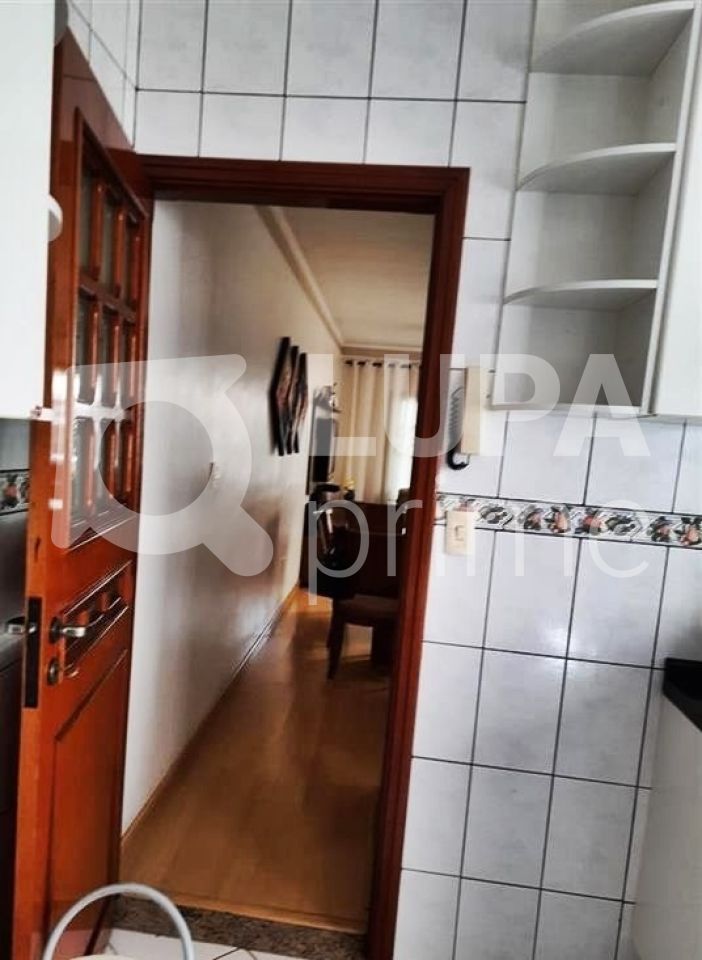 sobrado-venda-sao-paulo-vila-constanca-3dormitorios-3suites-4vagas-114m2-LM24539