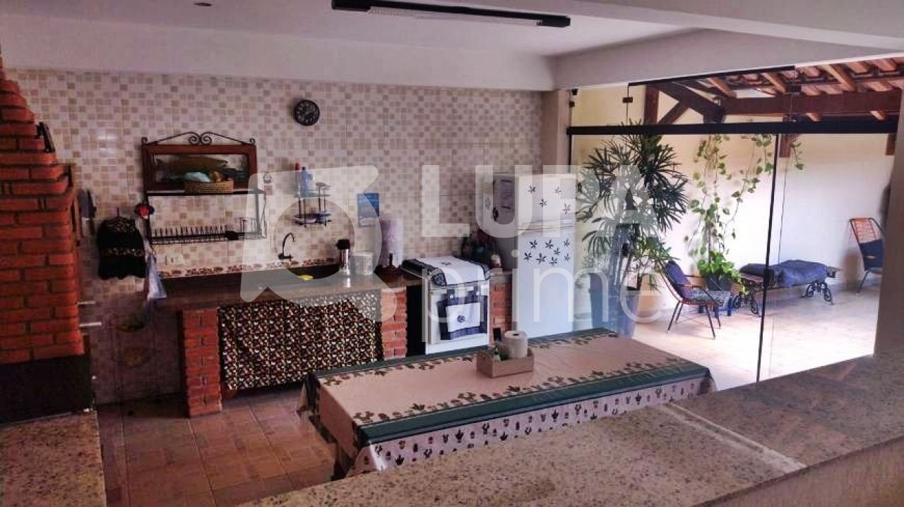 sobrado-venda-sao-paulo-parada-inglesa-3dormitorios-1suite-3vagas-200m2-LM24609