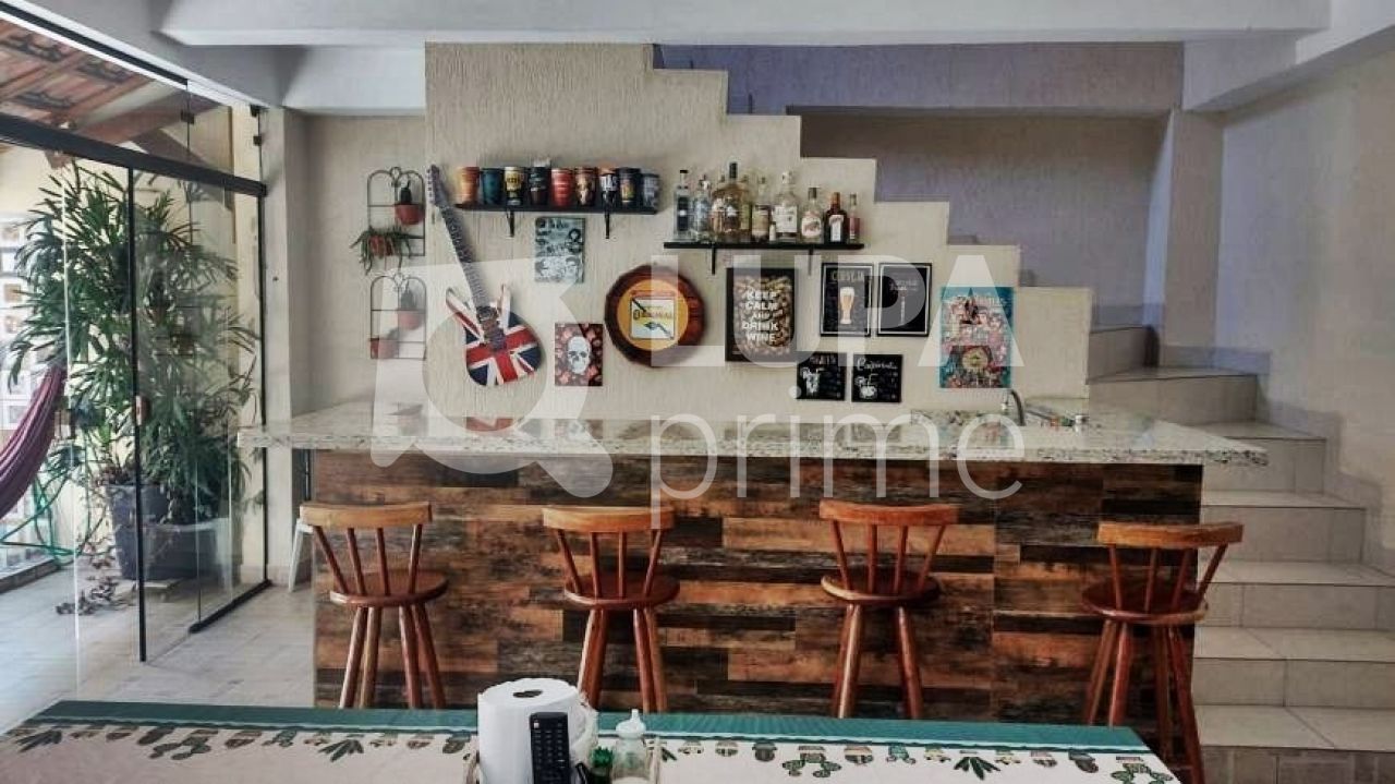 sobrado-venda-sao-paulo-parada-inglesa-3dormitorios-1suite-3vagas-200m2-LM24609