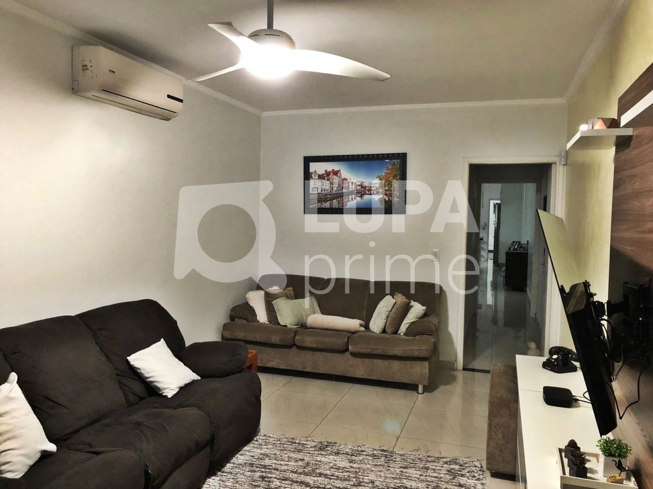 Casa, 3 quartos, 200 m² - Foto 1