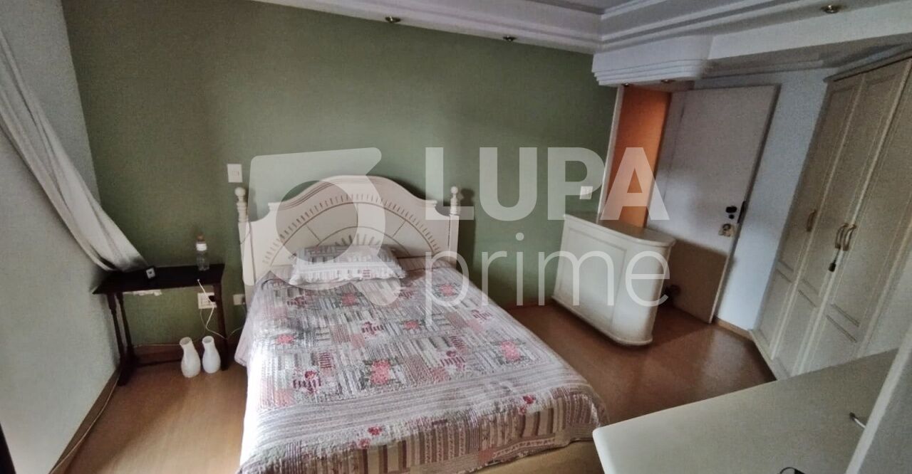 Apartamento à venda com 3 quartos, 147m² - Foto 7