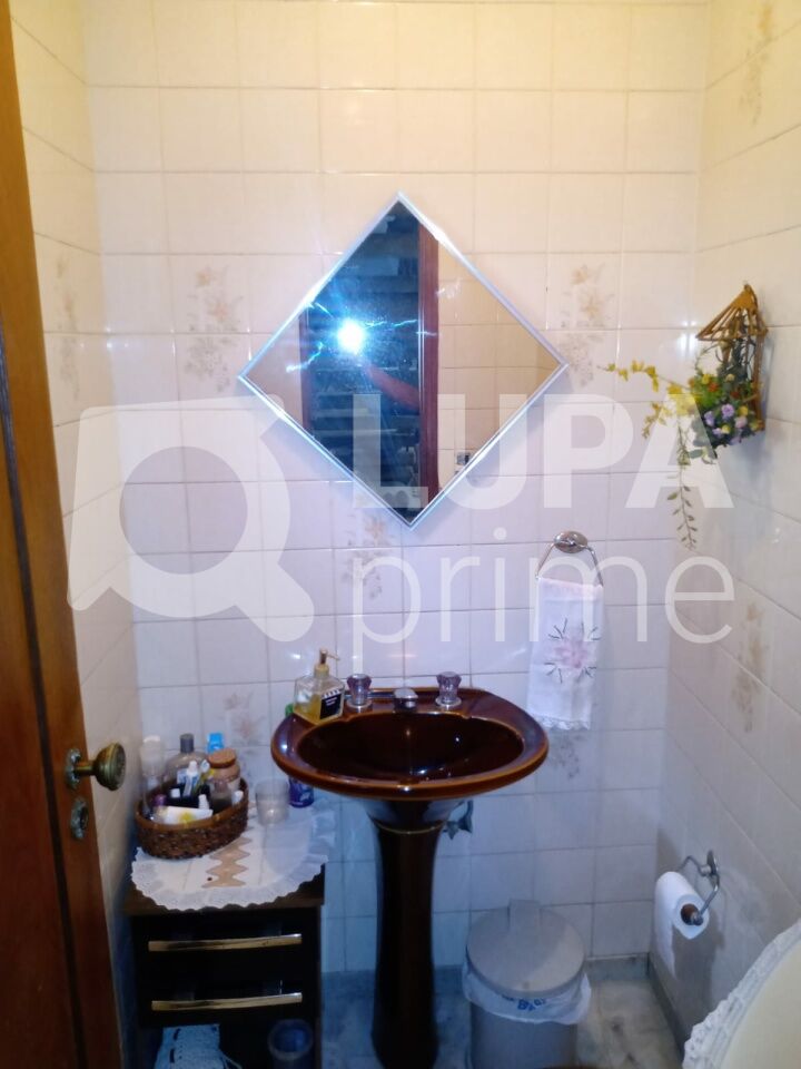 sobrado-venda-guarulhos-vila-rosalia-4dormitorios-4suites-2vagas-360m2-LM24781