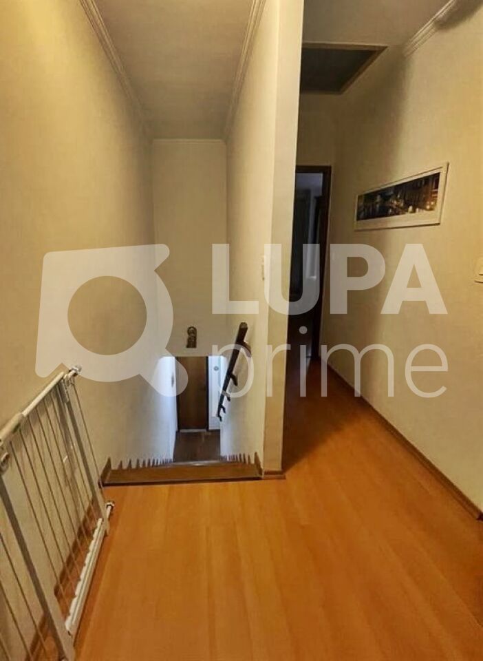 sobrado-venda-sao-paulo-vila-gustavo-3dormitorios-1suite-2vagas-200m2-LM24805