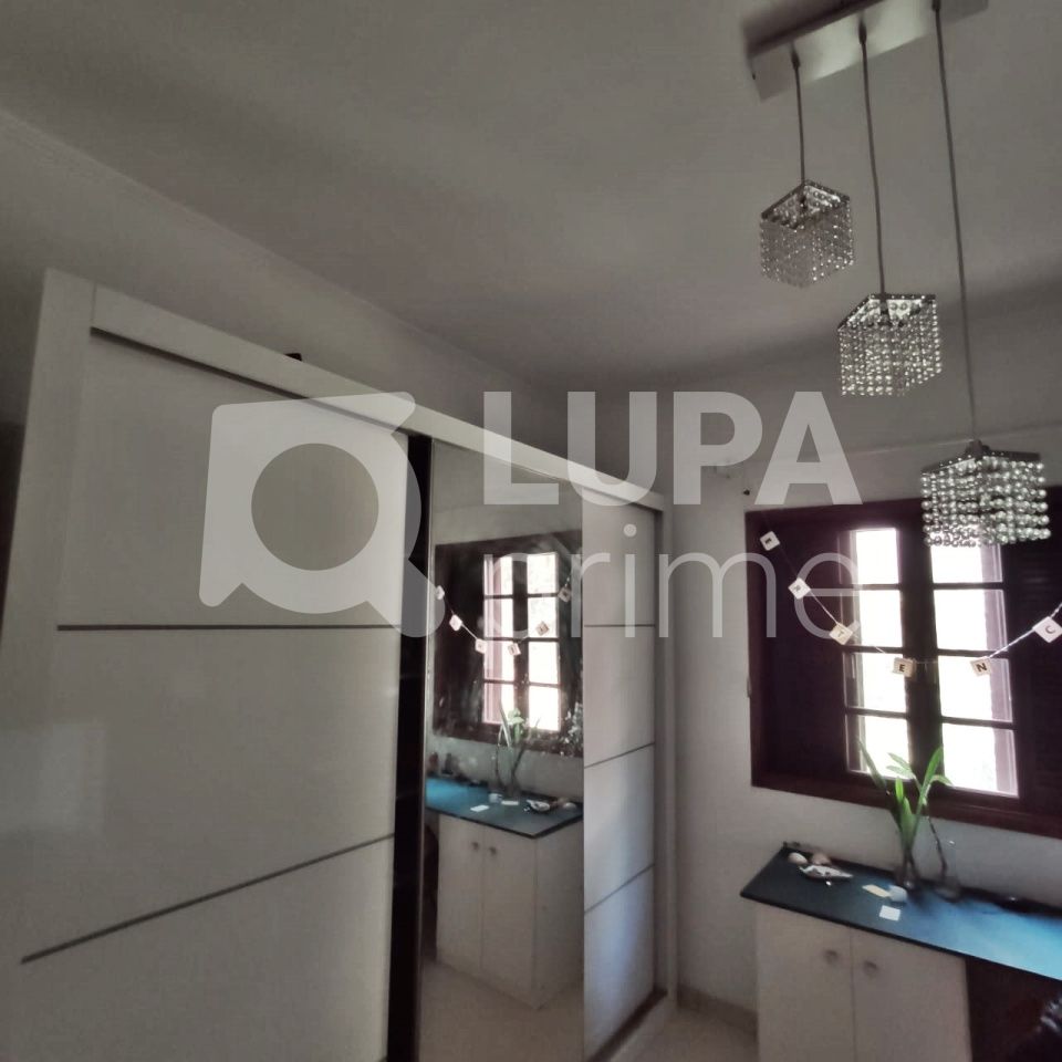 sobrado-venda-sao-paulo-vila-maria-alta-5dormitorios-2vagas-180m2-LM25023