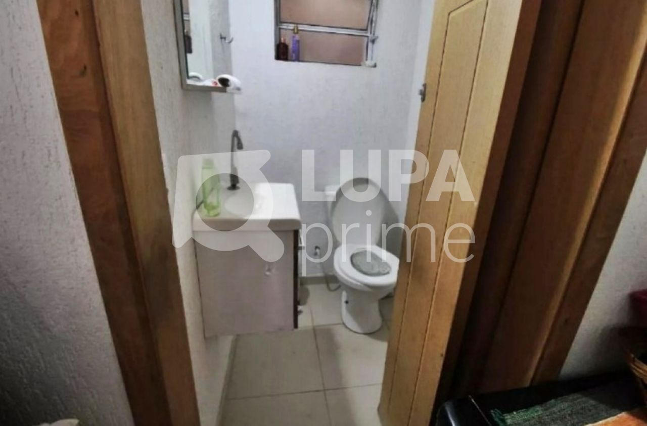 sobrado-venda-sao-paulo-vila-maria-alta-6dormitorios-1suite-2vagas-150m2-LM25094