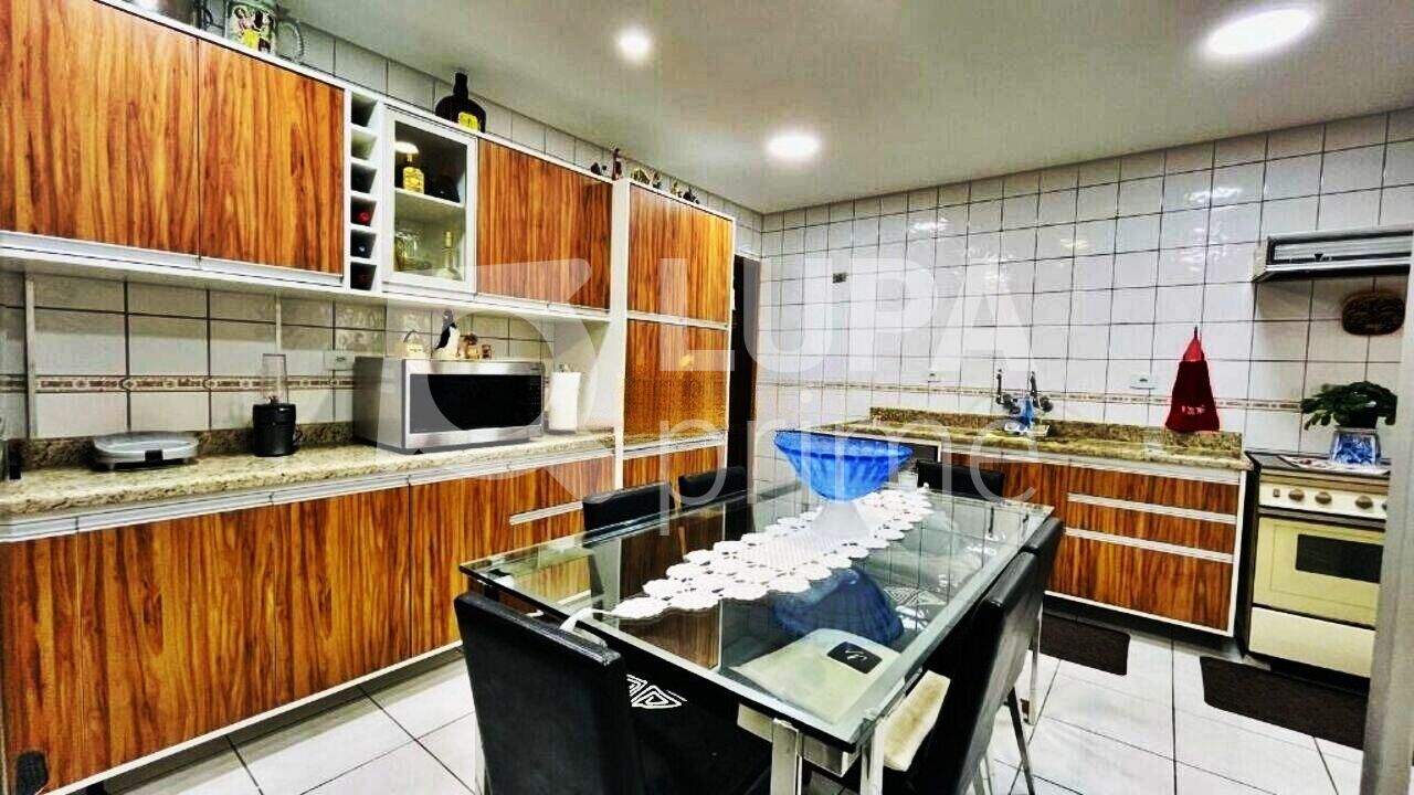 Apartamento, 3 quartos, 140 m² - Foto 8